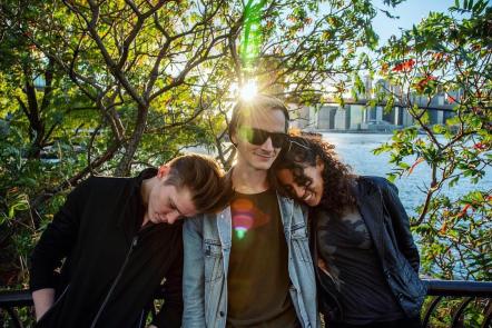 Pop-Rock Trio Dreamdive Make Their Mark With Emotionally-Driven Debut 'Can't Trust'