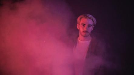 Indie-pop Singer And Producer Nic Rollo Returns With Emotive Single 'Feel'