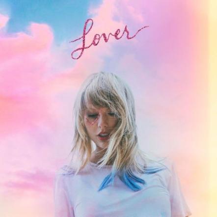 Taylor Swift's Lover Surpasses 1 Million Albums In China!