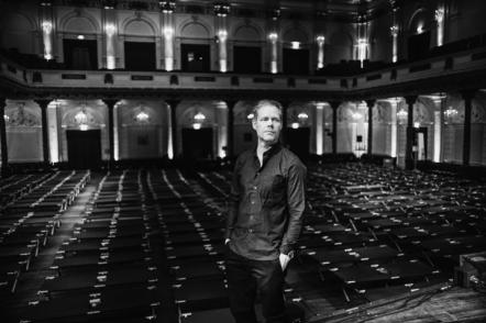 Composer Max Richter To Give Historic Performance Of 8-Hour Lullaby Sleep At The Great Wall Of China