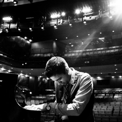 Vijay Iyer's Tremendous 2020 Highlights Cutting Edge Interdisciplinary Work As Pianist, Composer And Curator