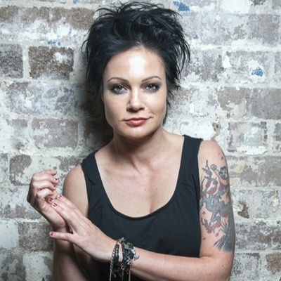 Sarah McLeod Announces New Single 'Killin It Til I'm Dead' + National Solo Electric Tour For April + May