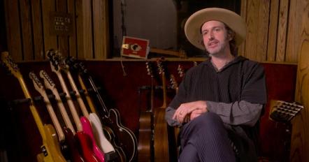 Joachim Cooder Shares The Story Behind His New Album "Over That Road I'm Bound"