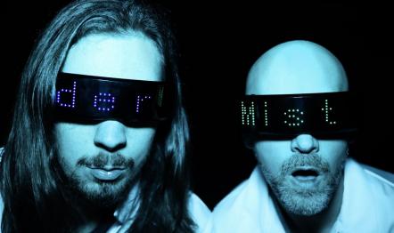 Electro-Rock Duo Der Mist To Release First Taste Of Debut Album