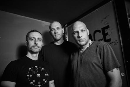 Brooklyn-Based​, Post-Rock/Shoegaze/​post-metal Trio, Sleapingdreaming, Announce New Single