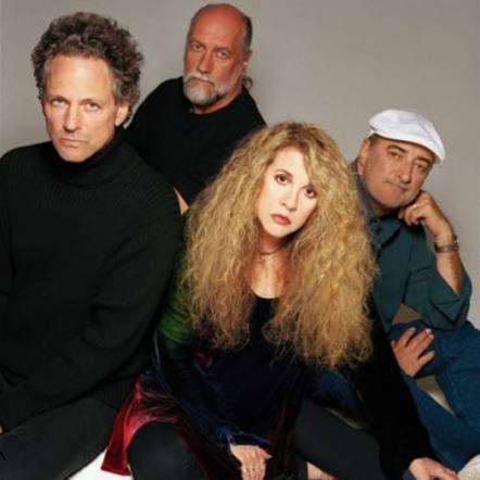 Fleetwood Mac Releasing Deluxe Edition Of 'Fleetwood Mac Live' Album