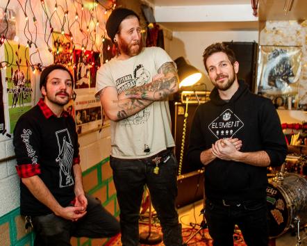 Listen To Canadian Punk Rock Trio Block Parent's New Album "Sick Year, Bro!"