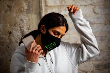Audio-connected LED Mask Interacts With Music And Sound In Real Time