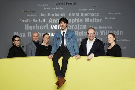 Deutsche Grammophon Signs Bruce Liu On World Piano Day