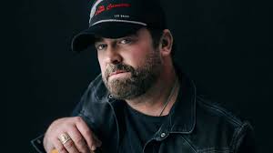 O'Charley's Announces Lee Brice Memorial Day Celebration To Benefit The Folded Flag Foundation