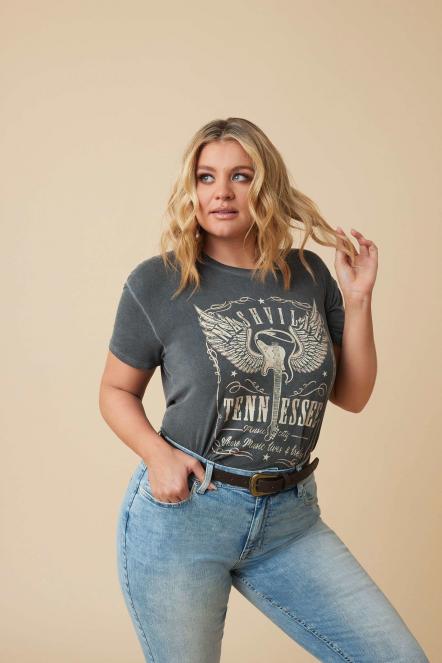 Lauren Alaina To Buy Every Nashville Festival Goer A Pair Of Maurices Jeans