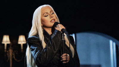 Christina Aguilera Returns To Masterclass To Teach How To Elevate Your Singing & Stage Presence