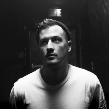 US Artist SYML Collaborates With Elbow Singer Guy Garvey
