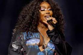 SZA Earns First No 1 Album On Billboard 200 With 'SOS'
