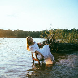 Nashville Singer/Songwriter Madison Steinbruck To Release Single 'Australia's Lonelier' With Debut Album, January 27, 2023