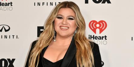 Kelly Clarkson Is Writing A Broadway Musical!