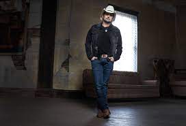 Brad Paisley Joins Storme Warren As First In-Studio Interview On Garth Brooks' Streaming Radio Station The BIG 615