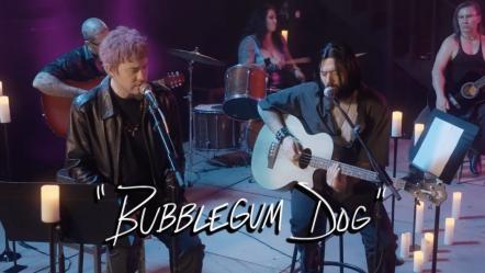 MGMT Salute '90s Alternative Icons In New Music Video 'Bubblegum Dog'