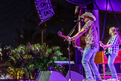 Country Music Heaven: Award-Winning Country Artists Illuminate The Stage In A Captivating Key West Amphitheater